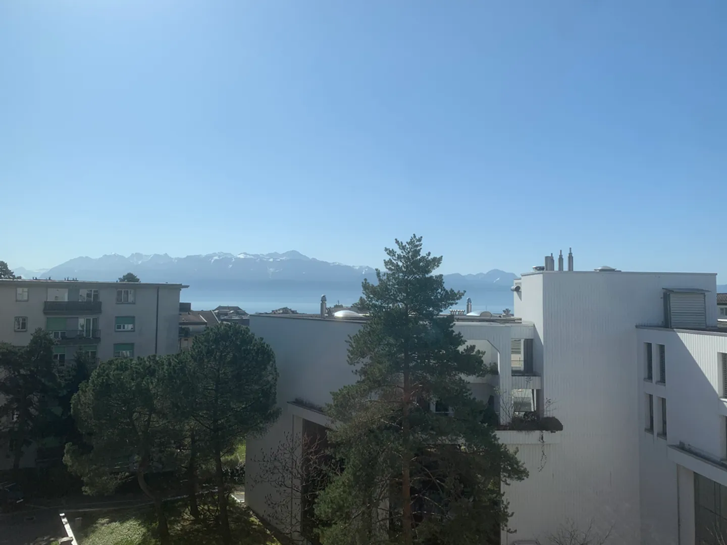 Charmant Studio Près du Lac - Photo 2 sur 5