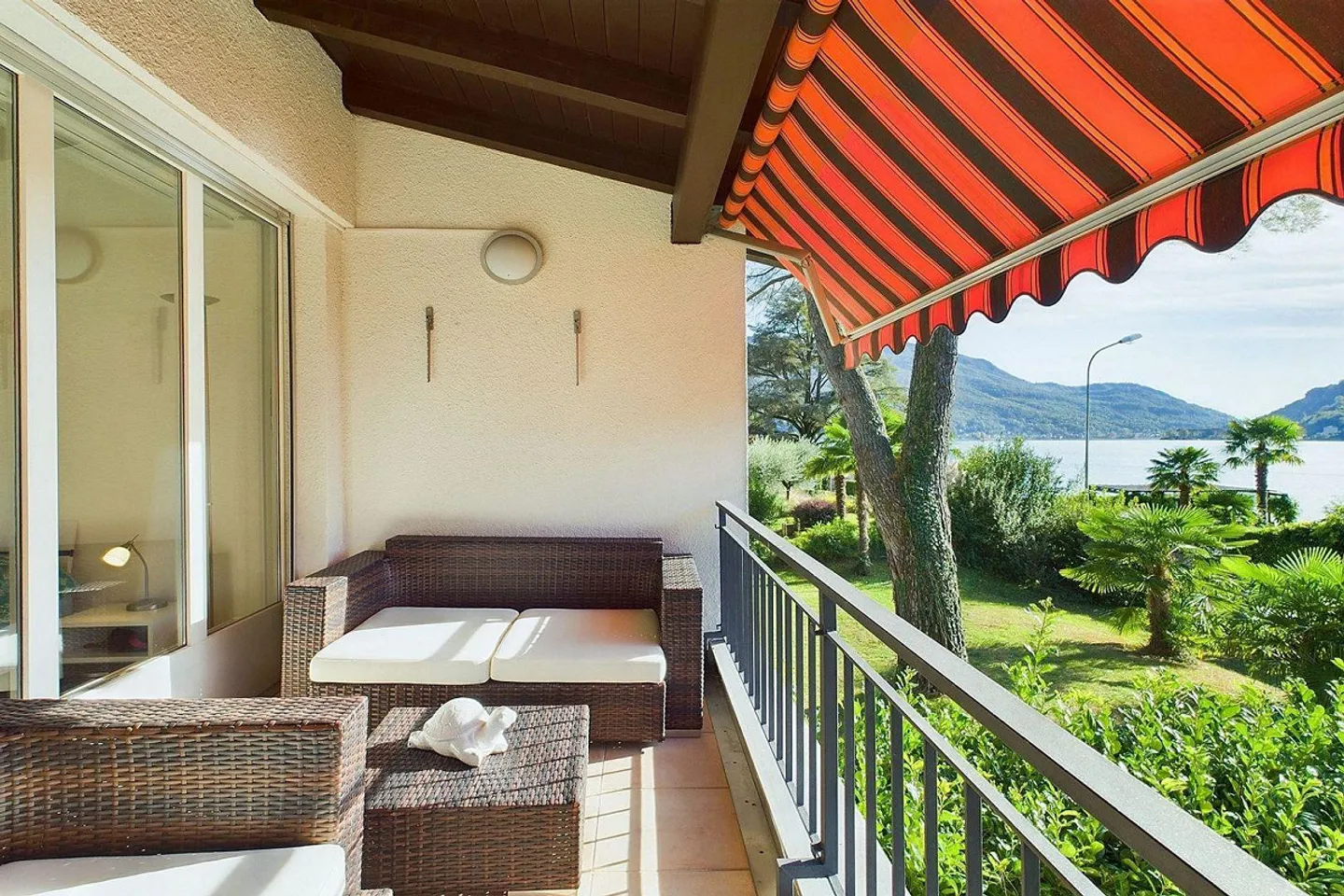 Arbostora - Perle lacustre sensationnelle en première ligne - Photo 2 sur 19