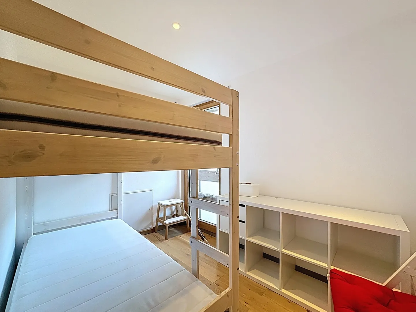 Apartment for rent - Photo 5 of 11