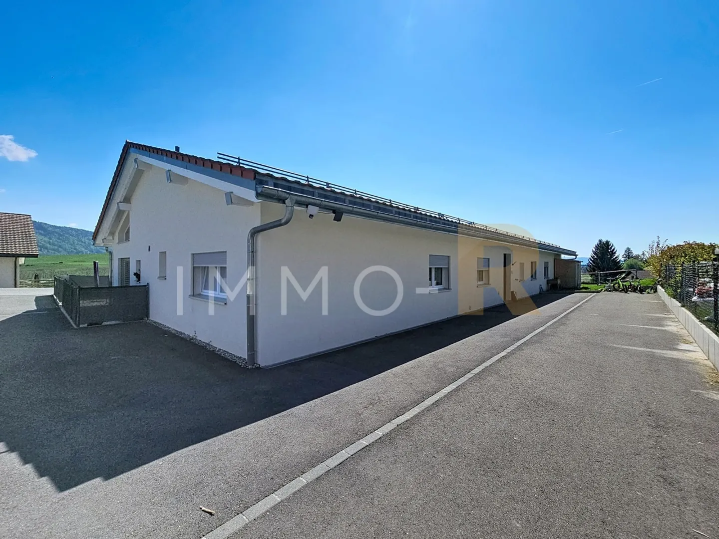 3,5-Zimmer-Wohnung mit Garten und freier Aussicht - Foto 1 von 7