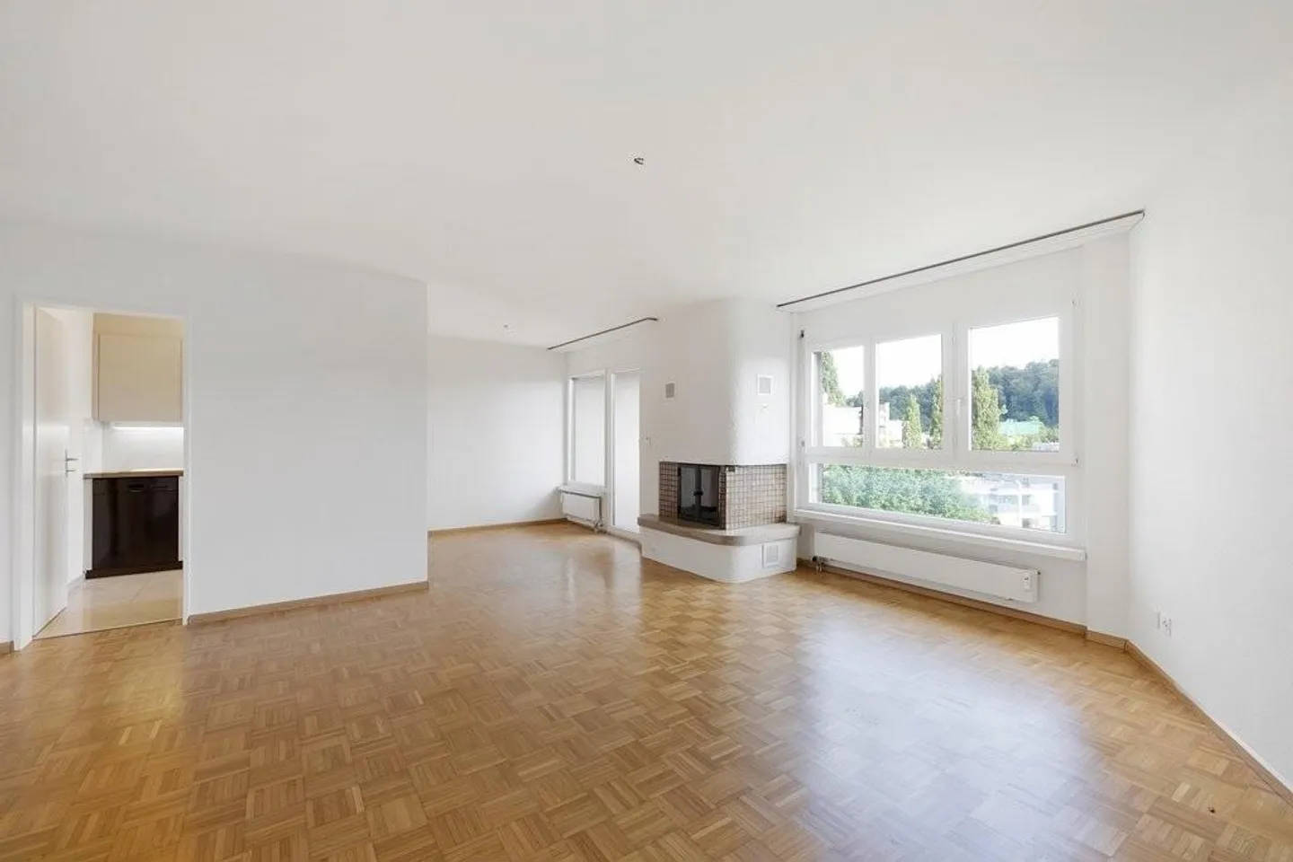 Helle Wohnung mit Gartenblick - Foto 4 von 10