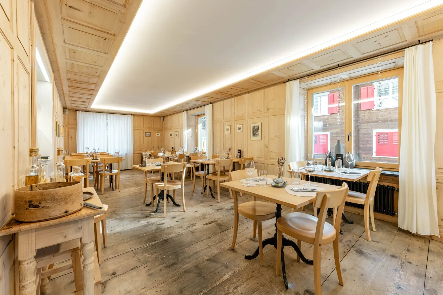 Hôtel élégant Vallatscha près de Disentis au col du Lukmanier - Photo 4 sur 10