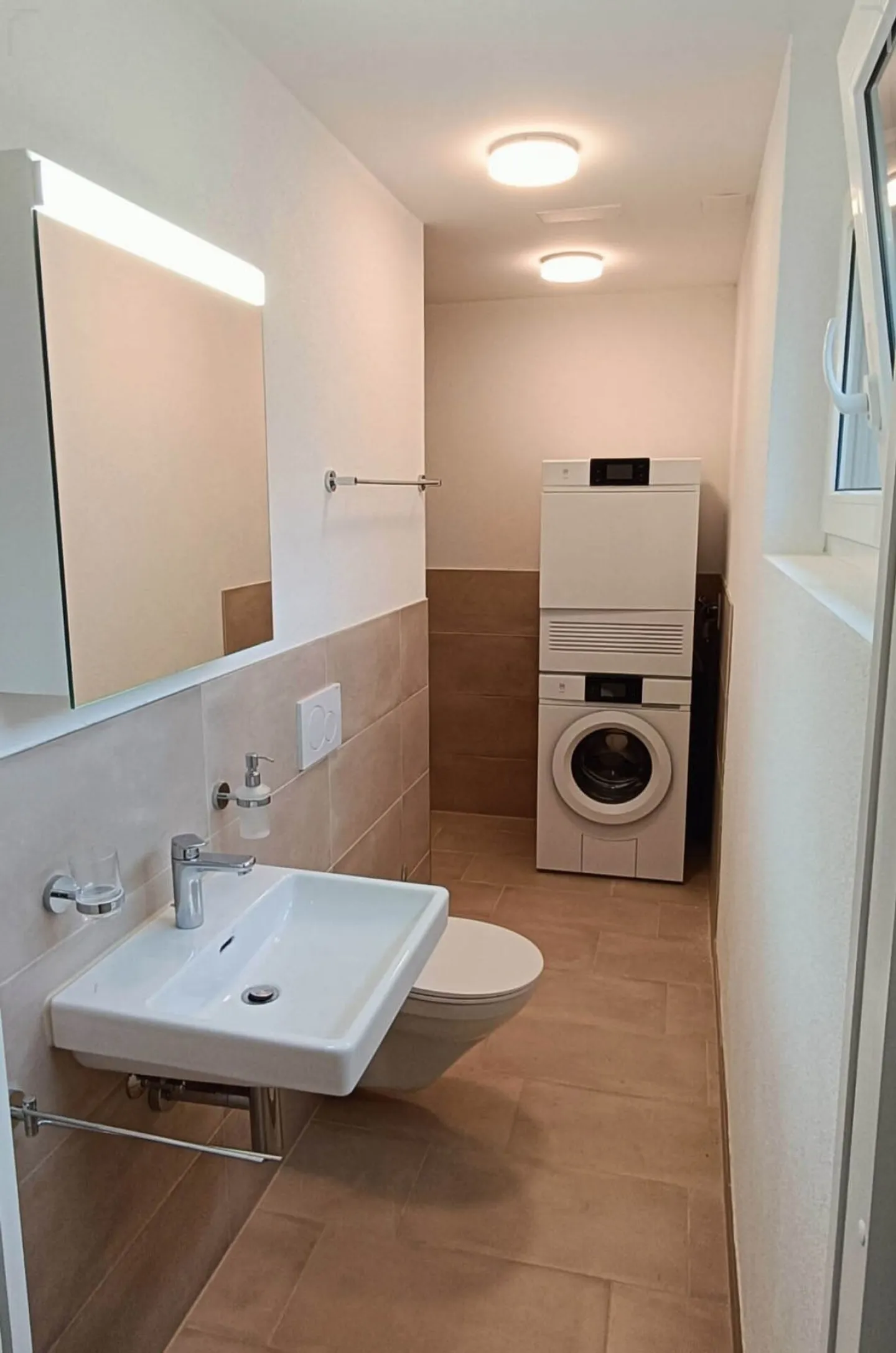 PETIT. FIN. ALPES À VOTRE PORTE. - APPARTEMENT EN ATTIQUE AVEC TERRASSE PANORAMIQUE À COUPER LE SOUFFLE - Photo 9 sur 12