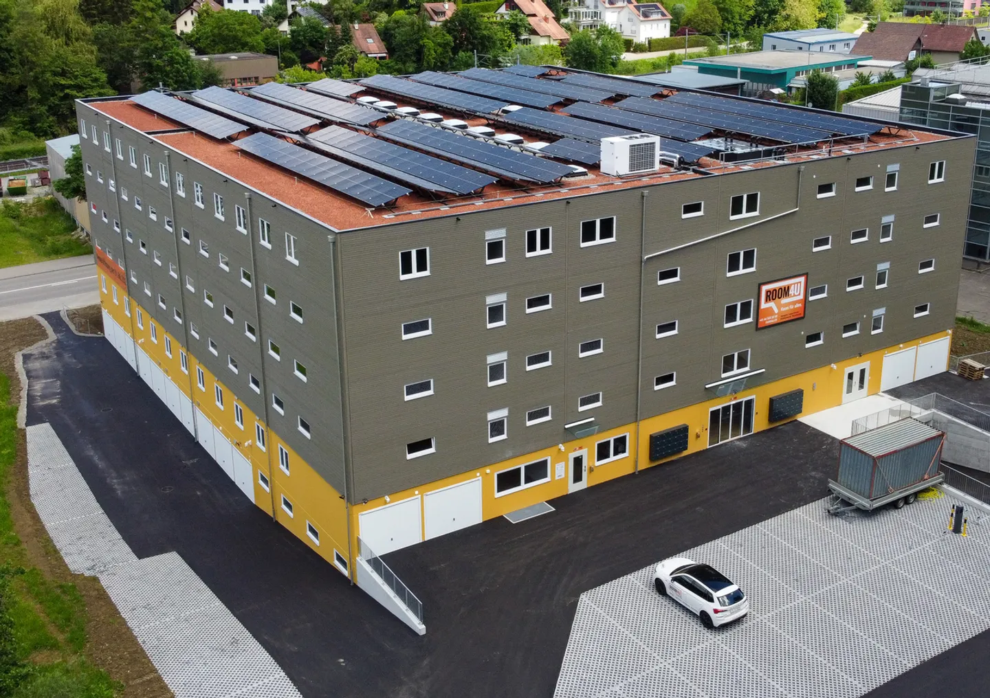 Espaces de stockage, bureaux, ateliers et loisirs à Winterthur - Photo 1 sur 9