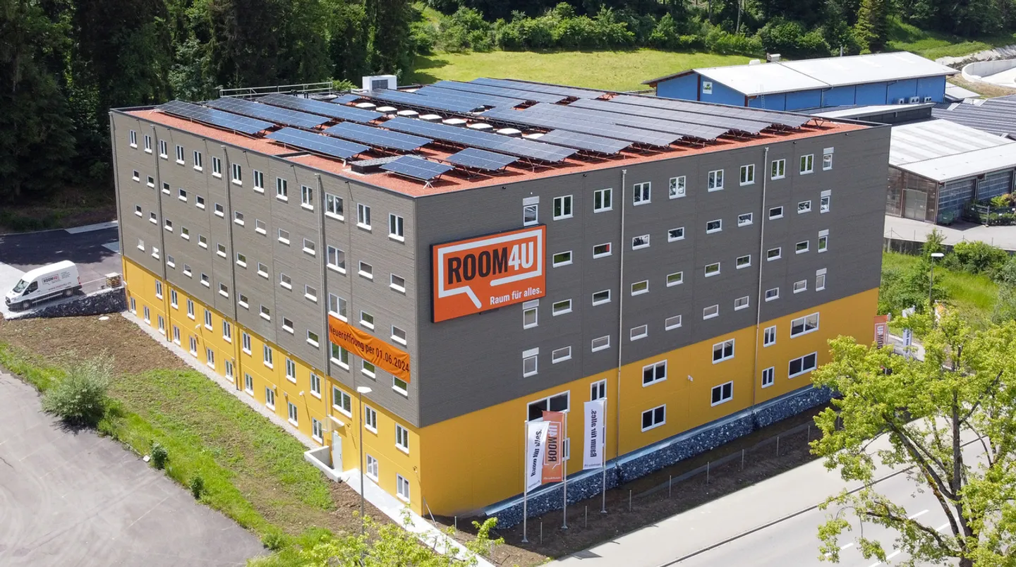 Espaces de stockage, bureaux, ateliers et loisirs à Winterthur - Photo 2 sur 9