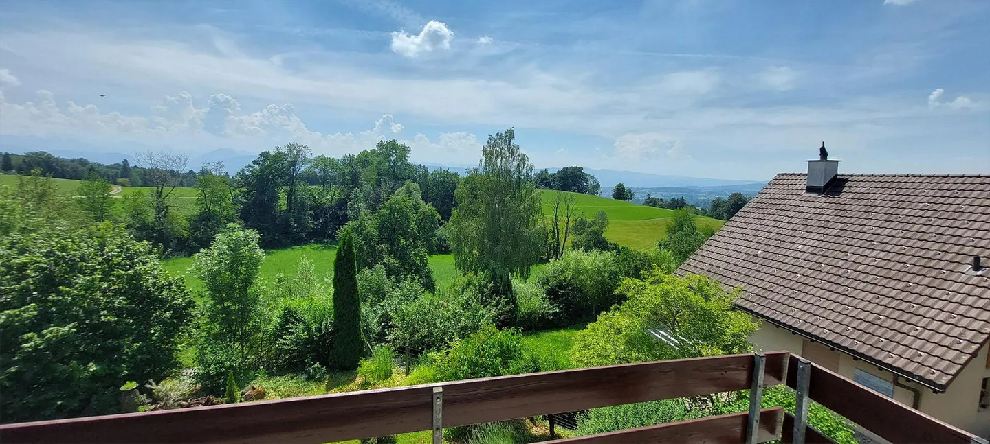 Maison individuelle avec vue imprenable et beau jardin - Photo 2 sur 13