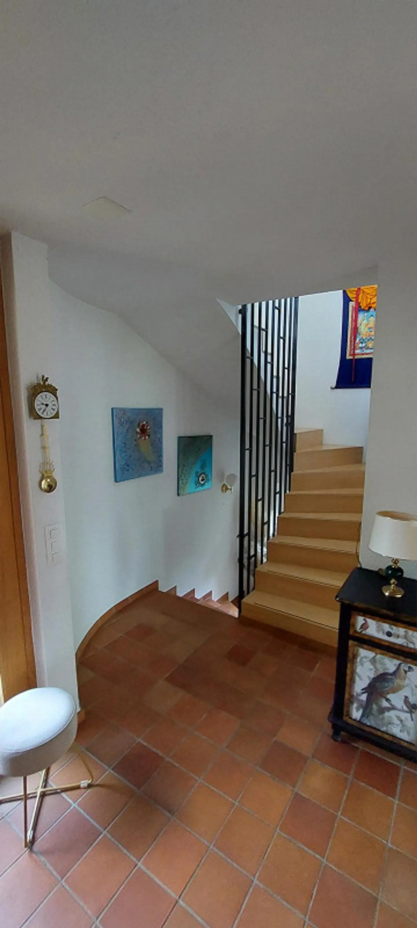 Maison individuelle avec vue imprenable et beau jardin - Photo 3 sur 13
