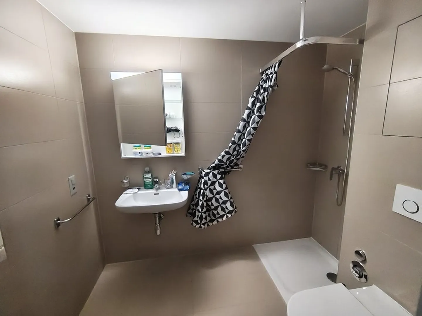 Charmante Studio Arredato - Foto 3 di 3