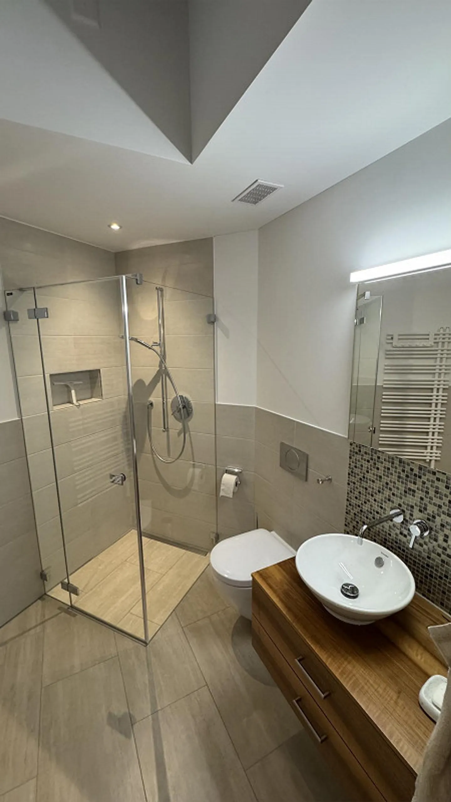 Bellissimo attico di 4,5 stanze con vista lago - Foto 9 di 15