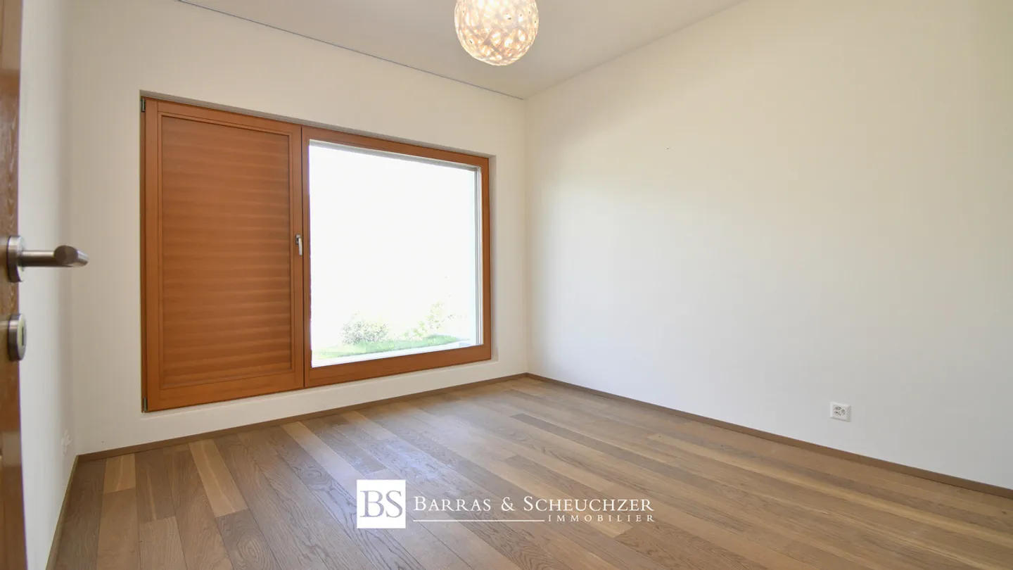 Moderne 4-Zimmer-Villa mit Panoramablick - Photo 10 of 12