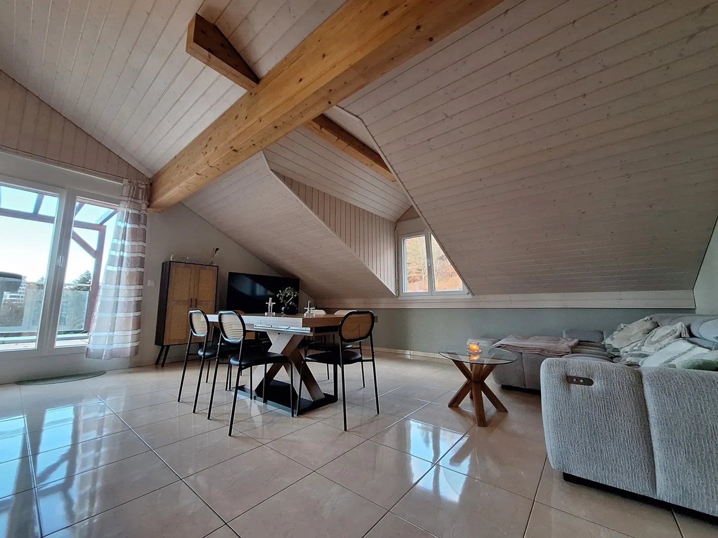 3.5-room apartment in the heights of Lausanne - Sold rented - Photo 1 of 8