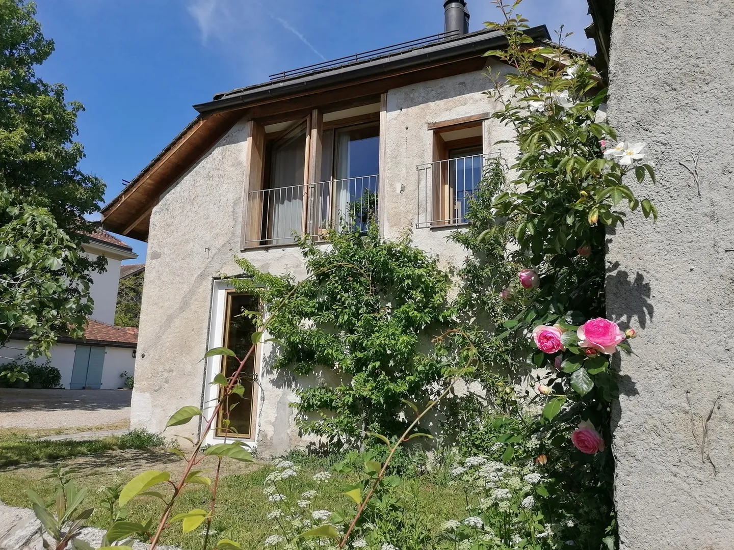 Chambre spacieuse et espaces partagés. - Photo 11 sur 12