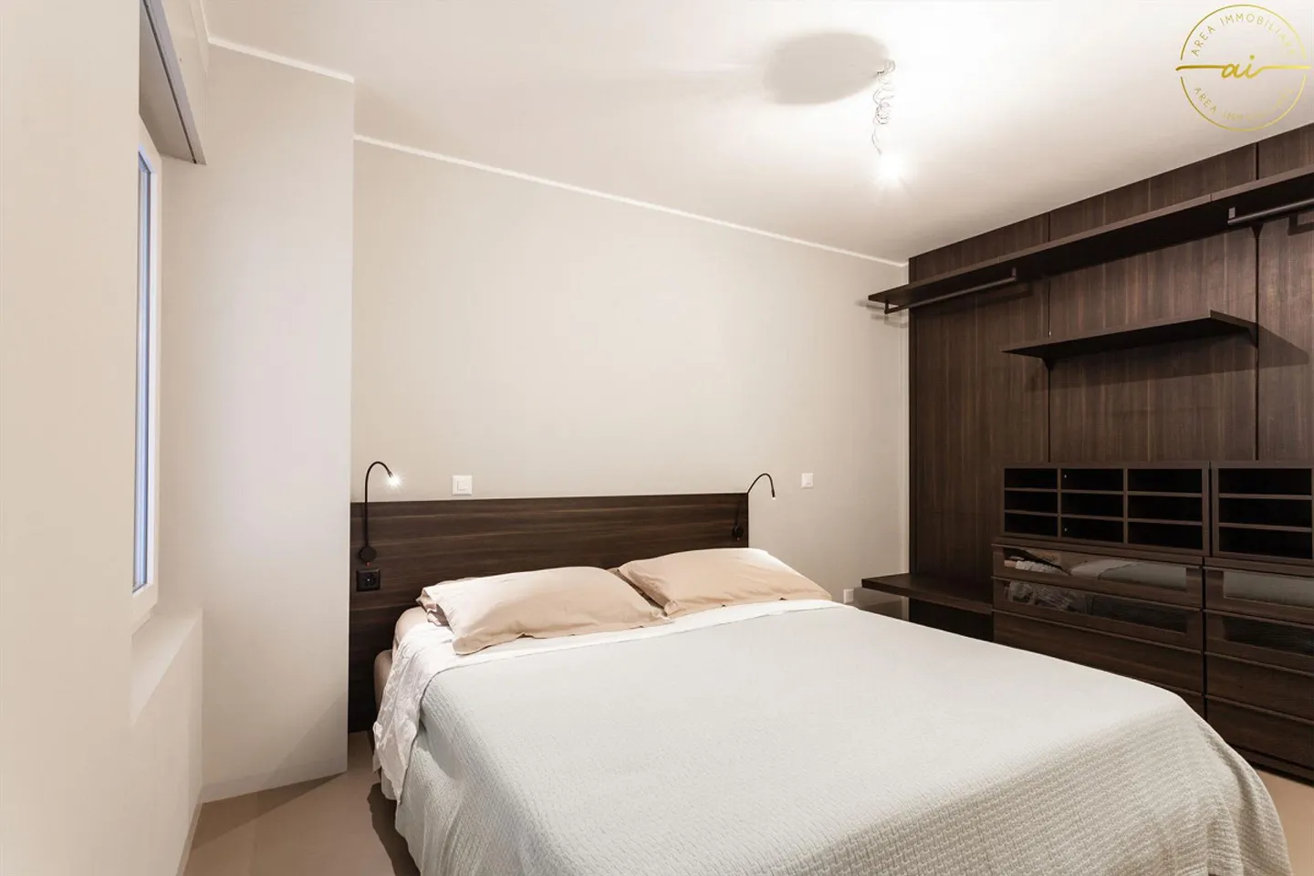 Exclusive 2.5 Rooms Lake View with Garden and Terrace - Photo 12 of 13