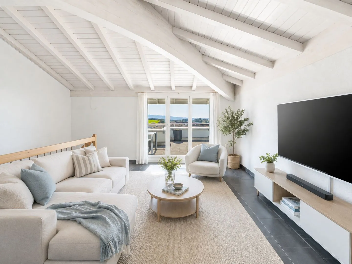 Stilvolle Triplexwohnung in Hinwil - Foto 3 von 9