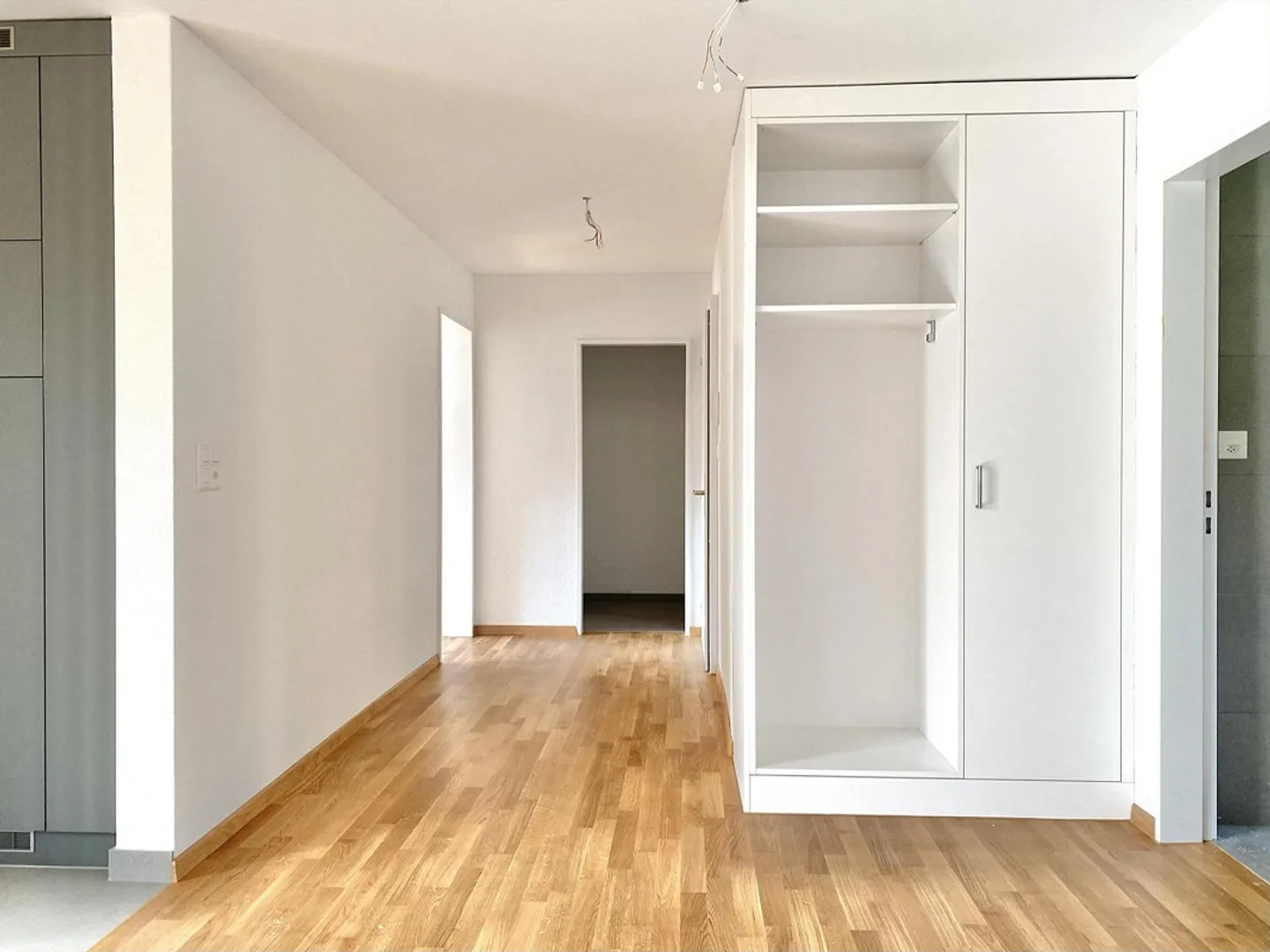 Moderne 3.5-Zimmerwohnung in Obfelden - Foto 2 von 9