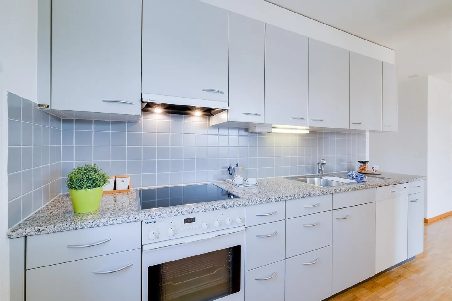 Families warmly welcome - Photo 6 of 11