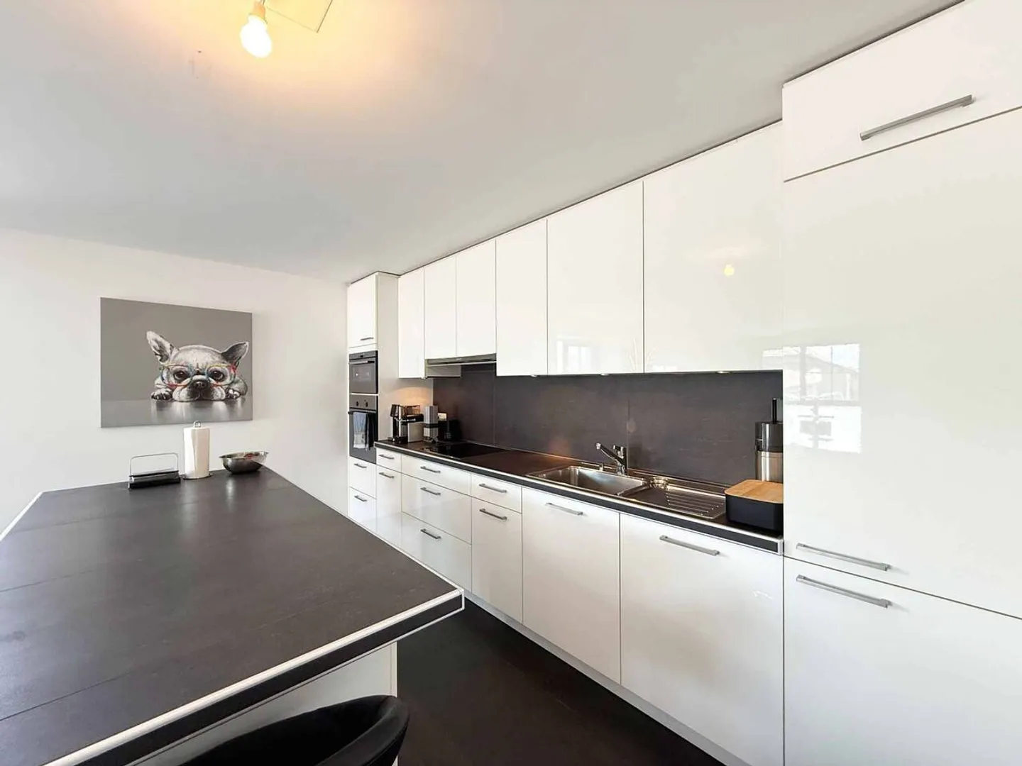 Longirod - Bright 3.5 Room Apartment in a Renovated Farm - Photo 4 of 9