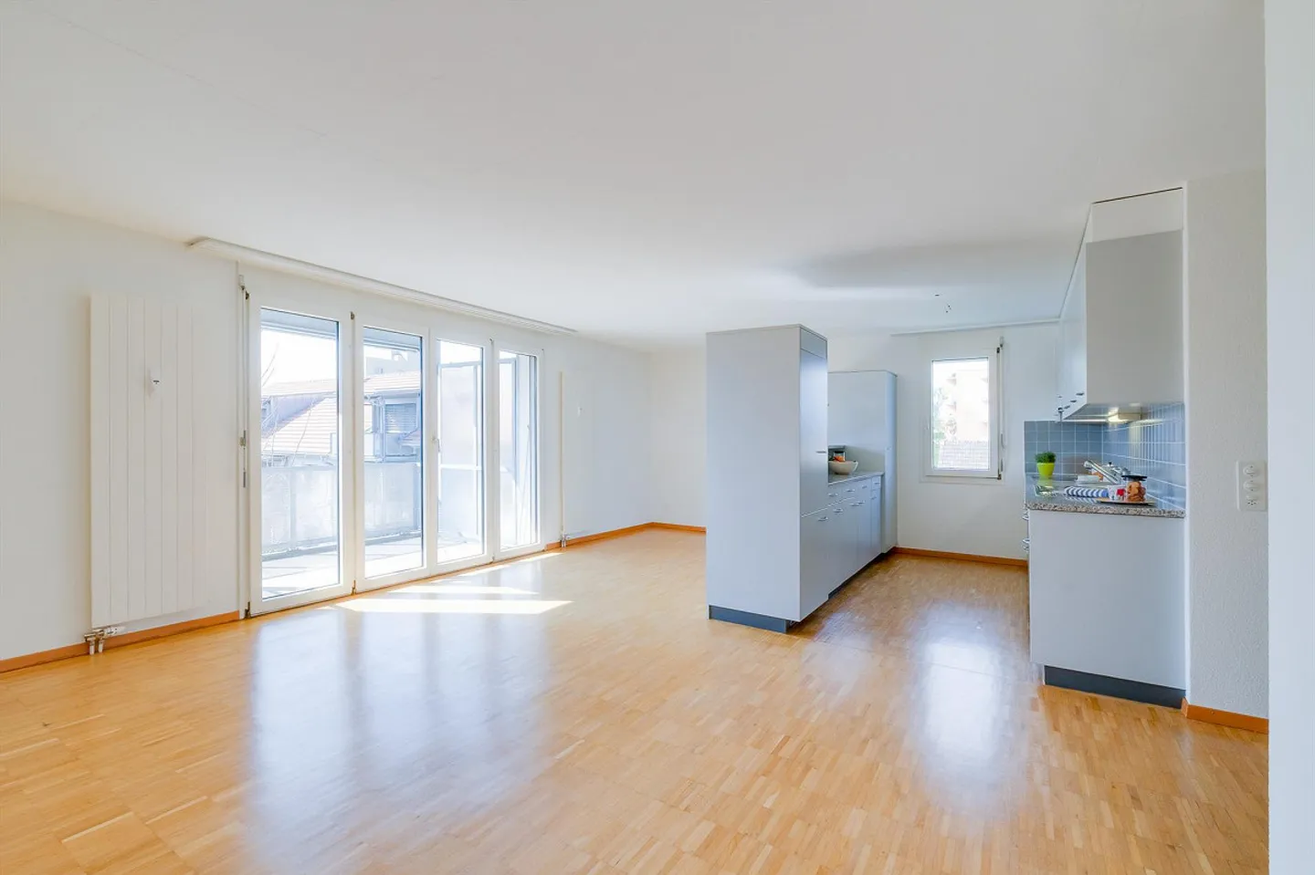 Families warmly welcome - Photo 7 of 11