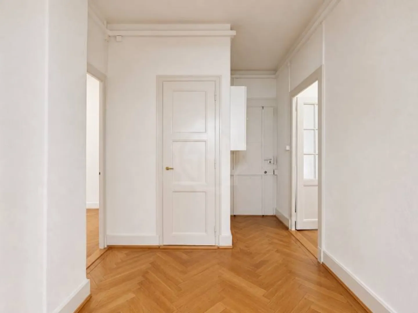 4-room apartment - Photo 3 of 10