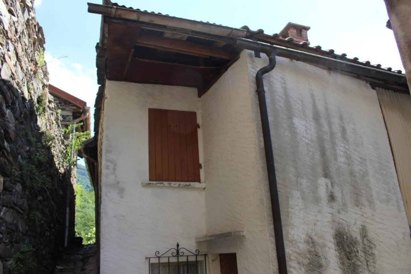 5.5 Zimmer-Tessinerhaus mit Garten und Aussicht - Foto 9 von 10