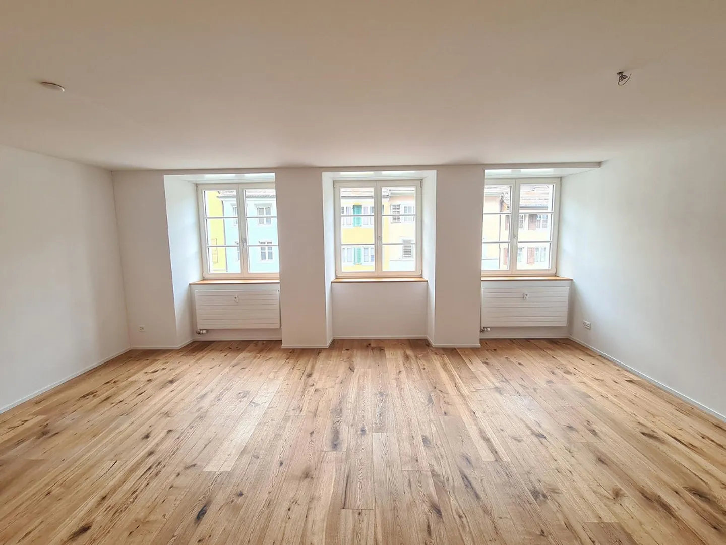 Vieille ville pure avec ascenseur et balcon / appartement de 3,5 pièces nouvellement aménagé - Photo 5 sur 22