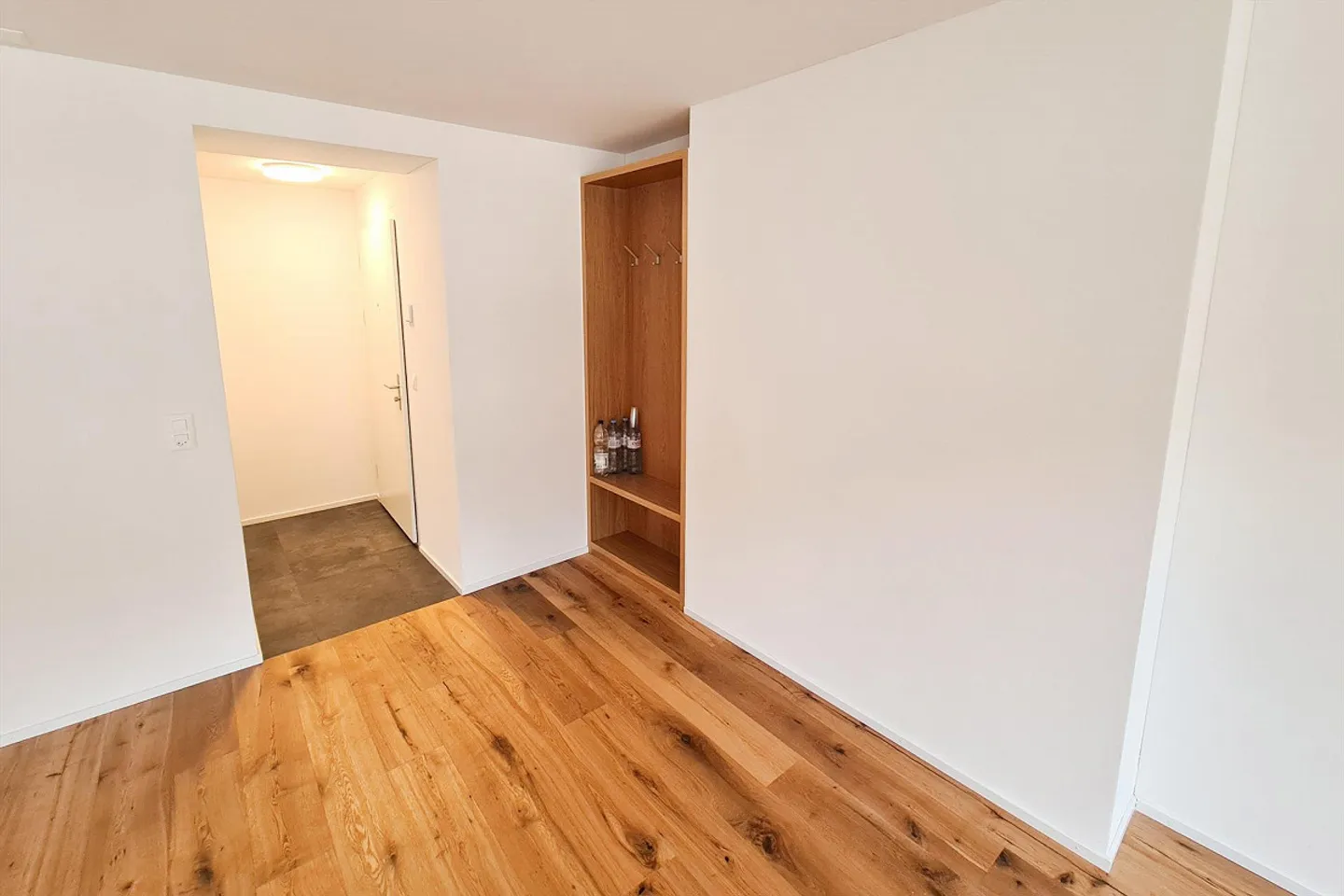 Vieille ville pure avec ascenseur et balcon / appartement de 3,5 pièces nouvellement aménagé - Photo 6 sur 22
