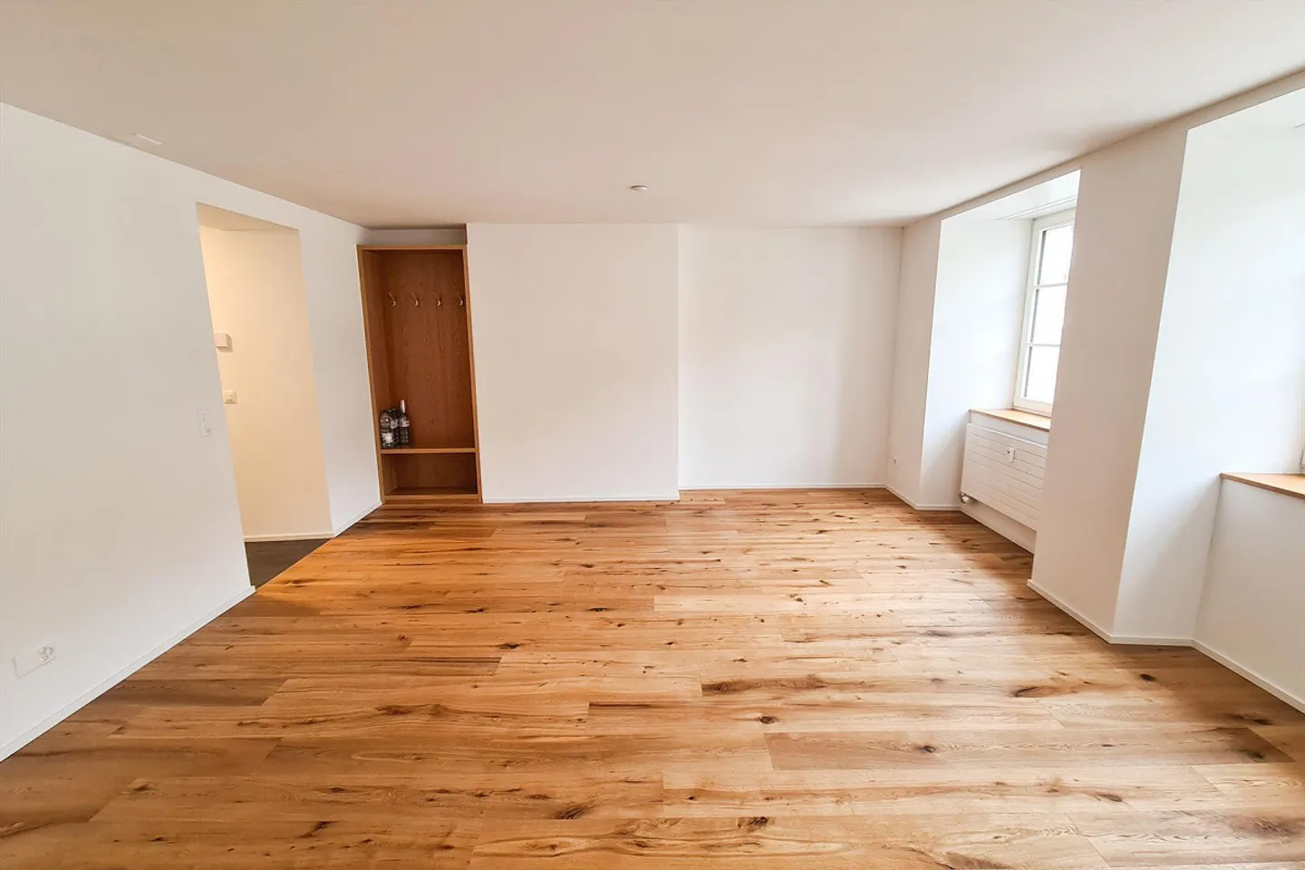 Vieille ville pure avec ascenseur et balcon / appartement de 3,5 pièces nouvellement aménagé - Photo 7 sur 22