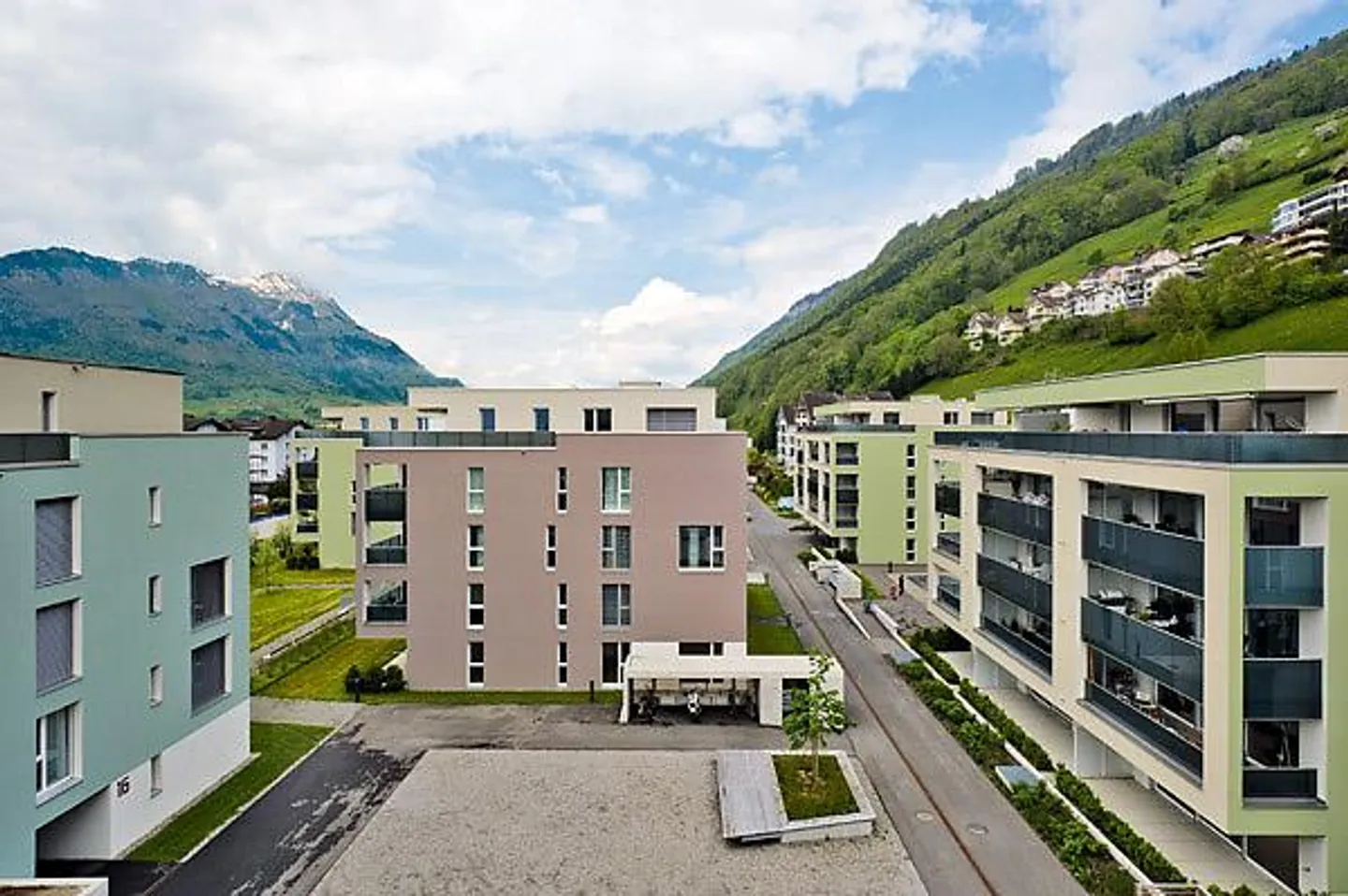 Modernes Gewerbeobjekt zu Vermieten - Foto 1 von 4