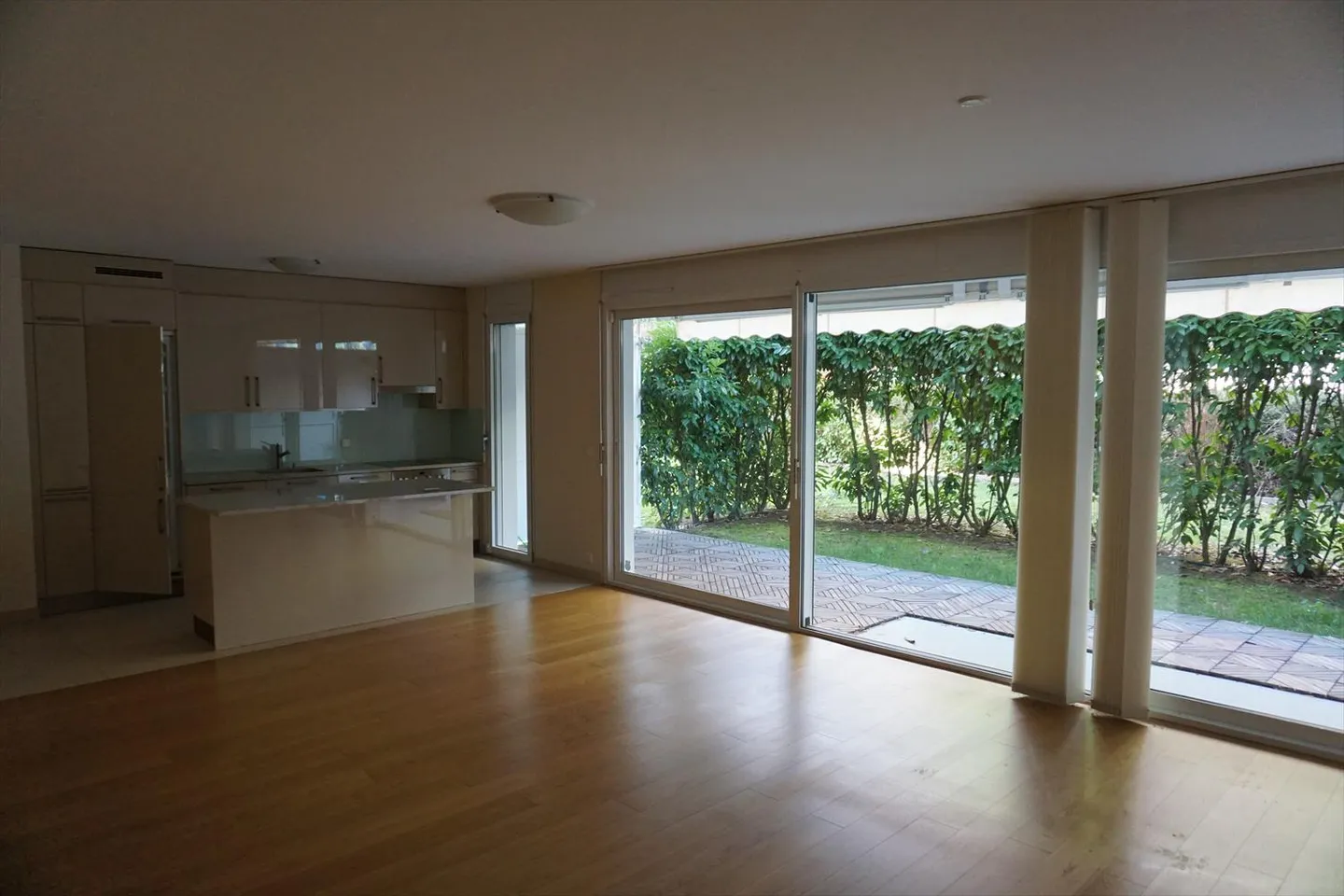 4-room apartment - Photo 1 of 12