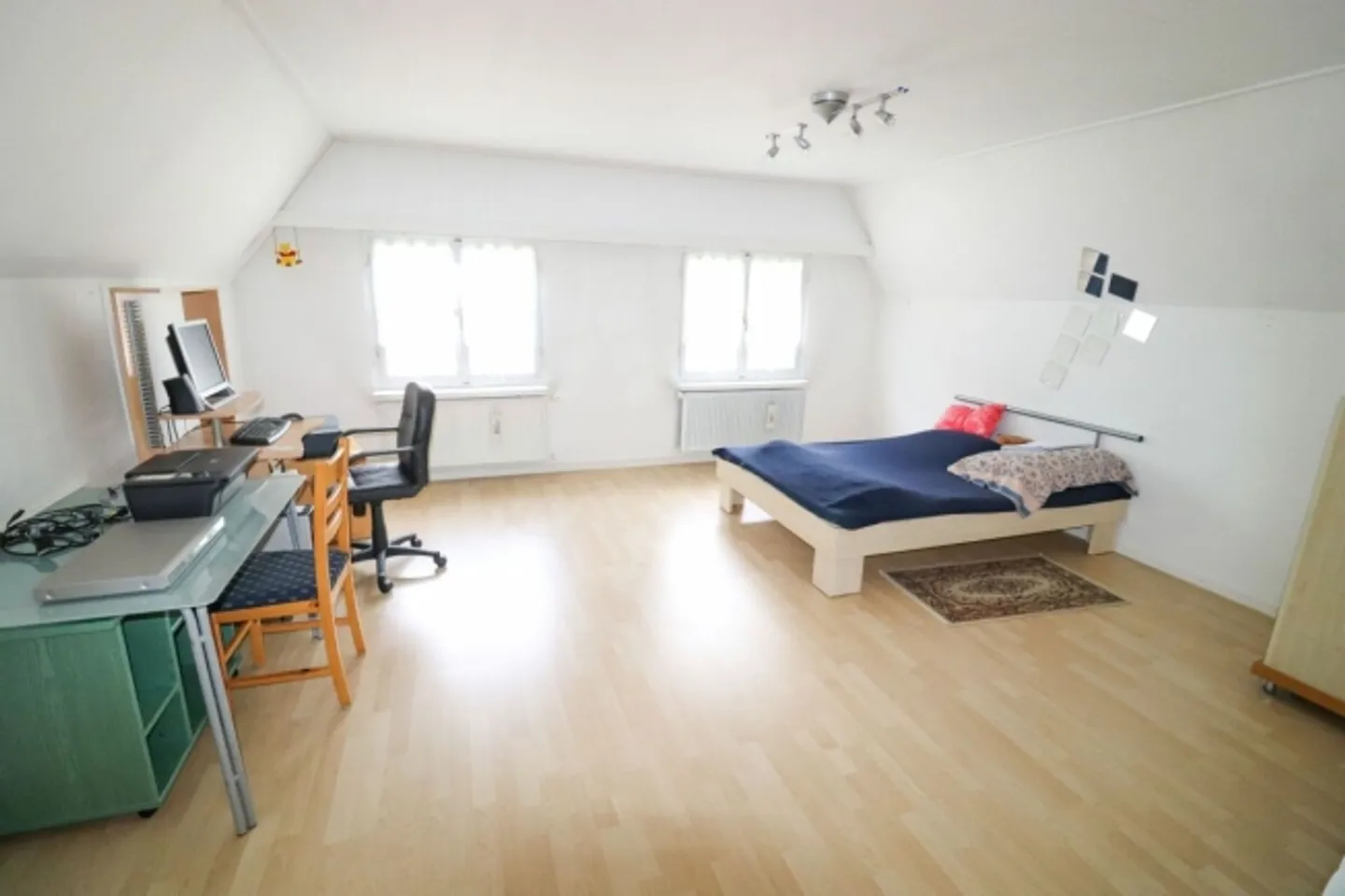 Grande maison individuelle de 7,5 pièces à Mümliswil, également utilisable comme maison bifamiliale - Photo 6 sur 13