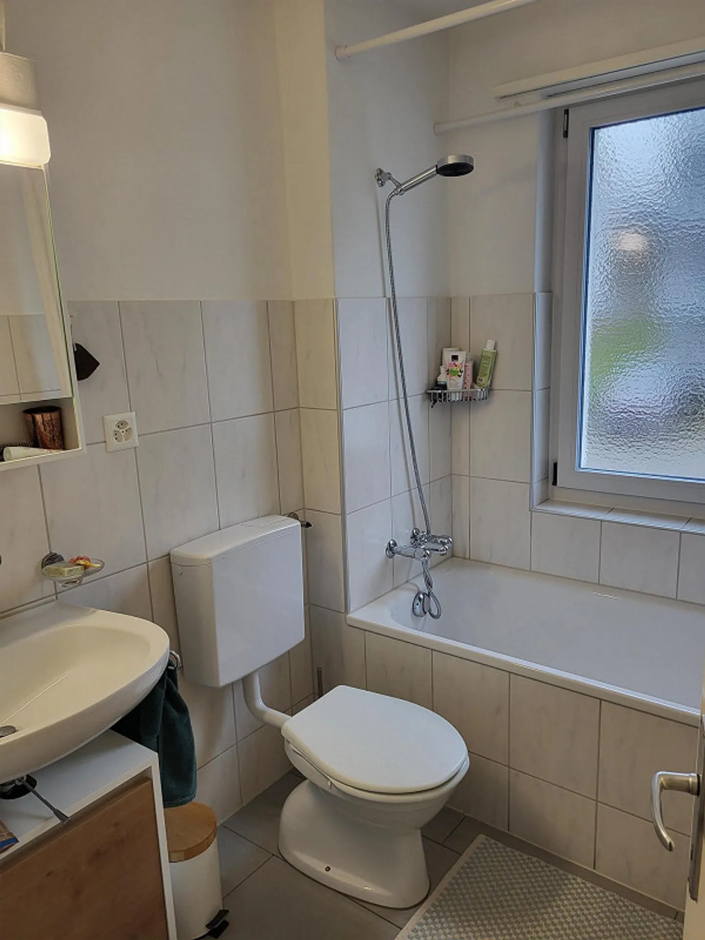 Appartamento luminoso di 3 stanze ad Aadorf cerca nuovo inquilino - Foto 5 di 6