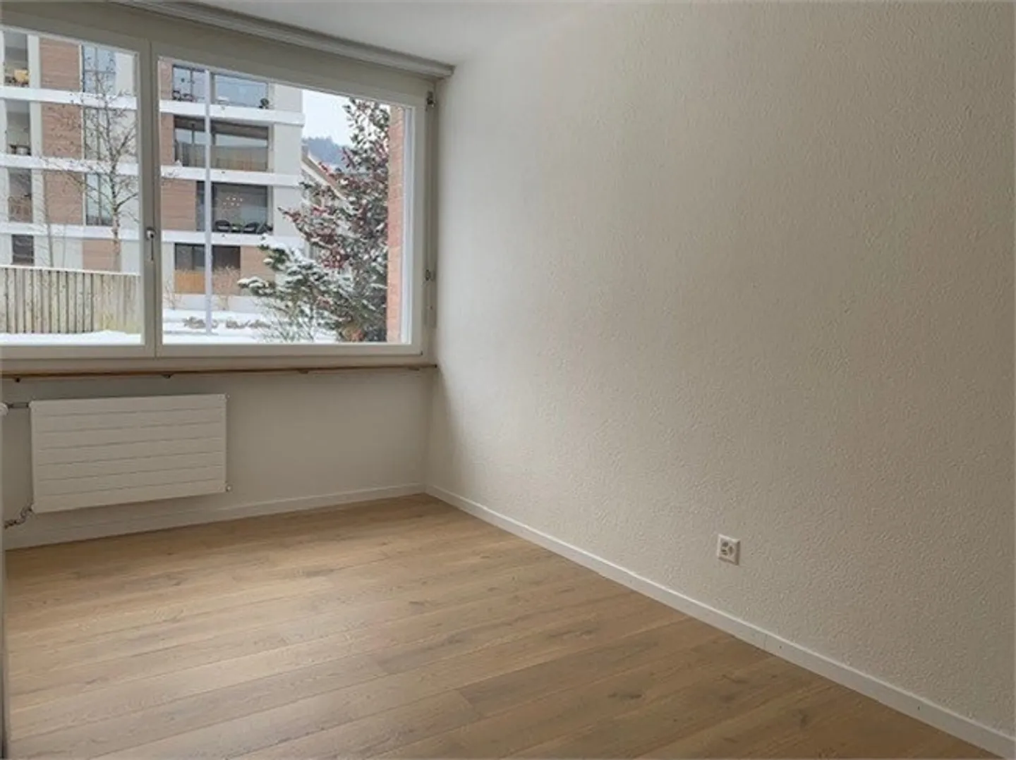 Apartment for rent - Photo 5 of 8