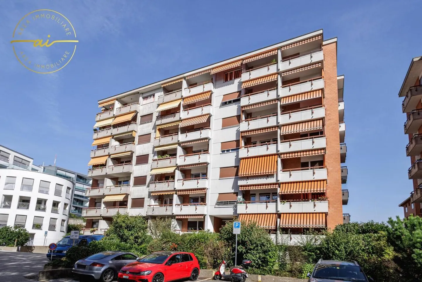 APPARTAMENTO 3.5 LOCALI CON TRE BALCONI A LUGANO - Foto 7 di 13