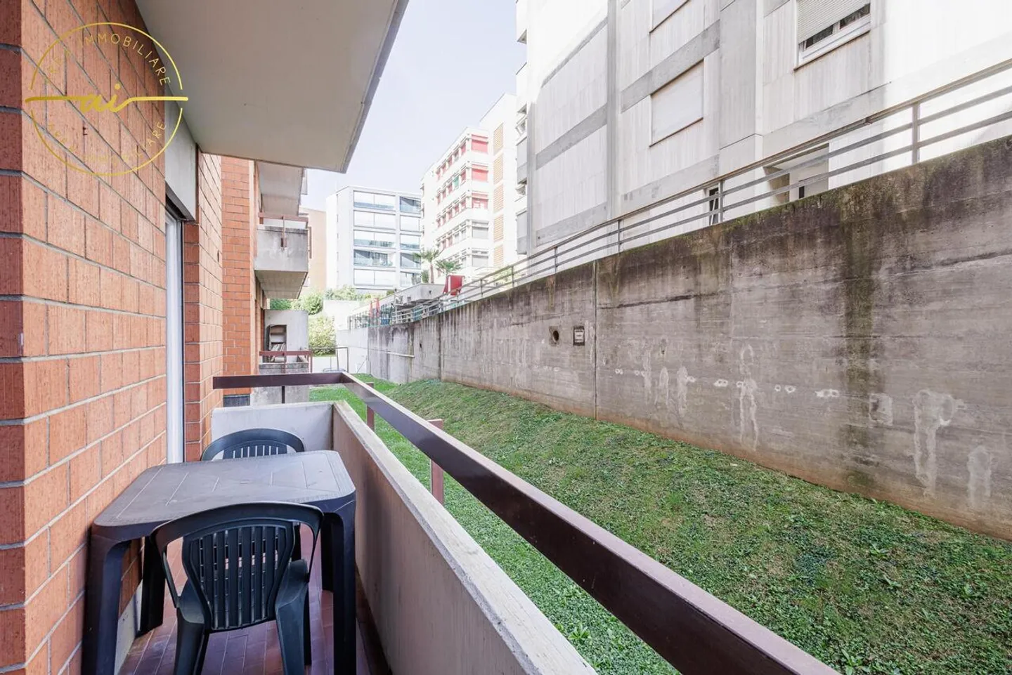 APPARTAMENTO 3.5 LOCALI CON TRE BALCONI A LUGANO - Foto 13 di 13