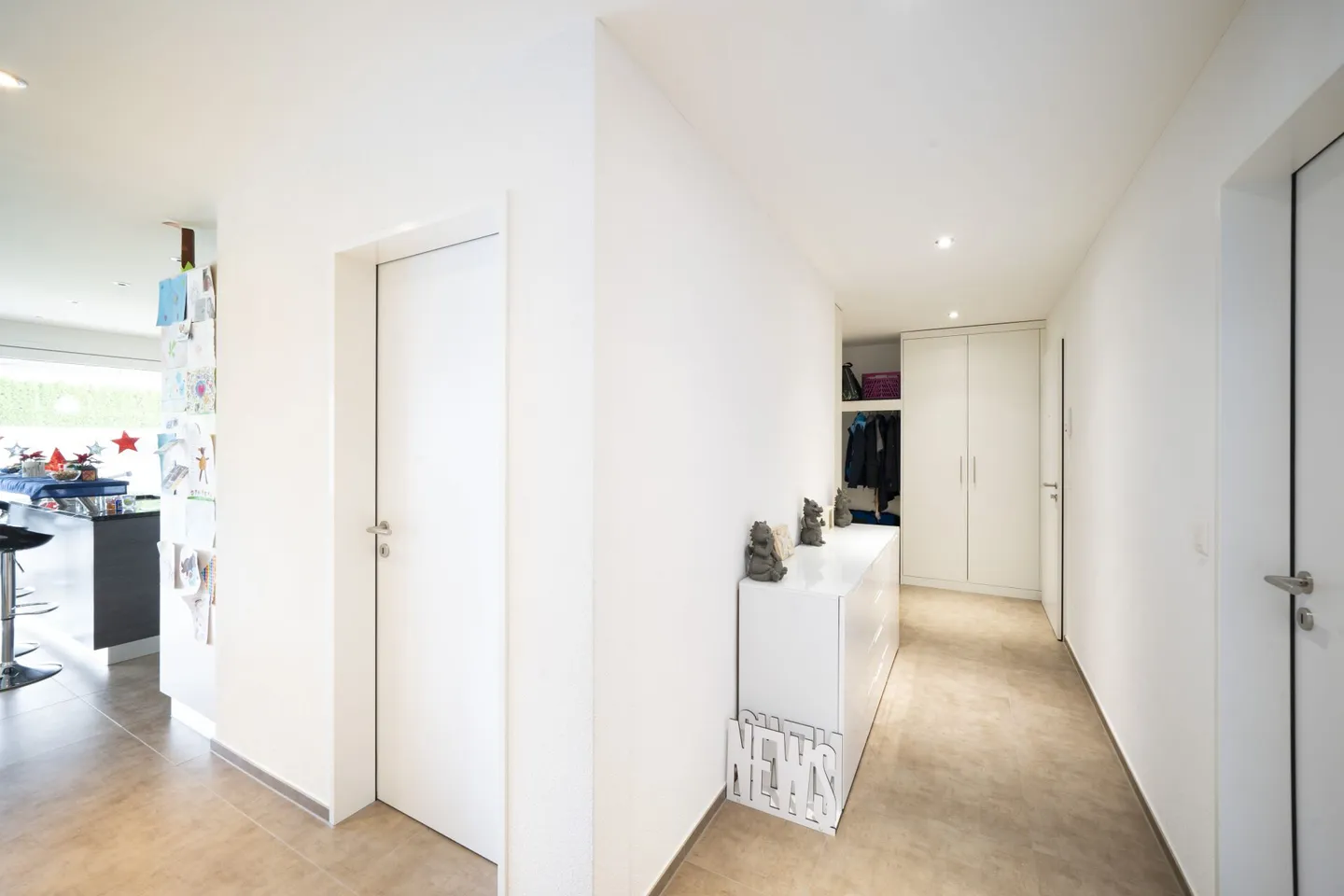 Moderne 5 ½-Zimmer-Gartenwohnung mit viel Platz und Ruhe - nahe Langenthal - Foto 7 von 11