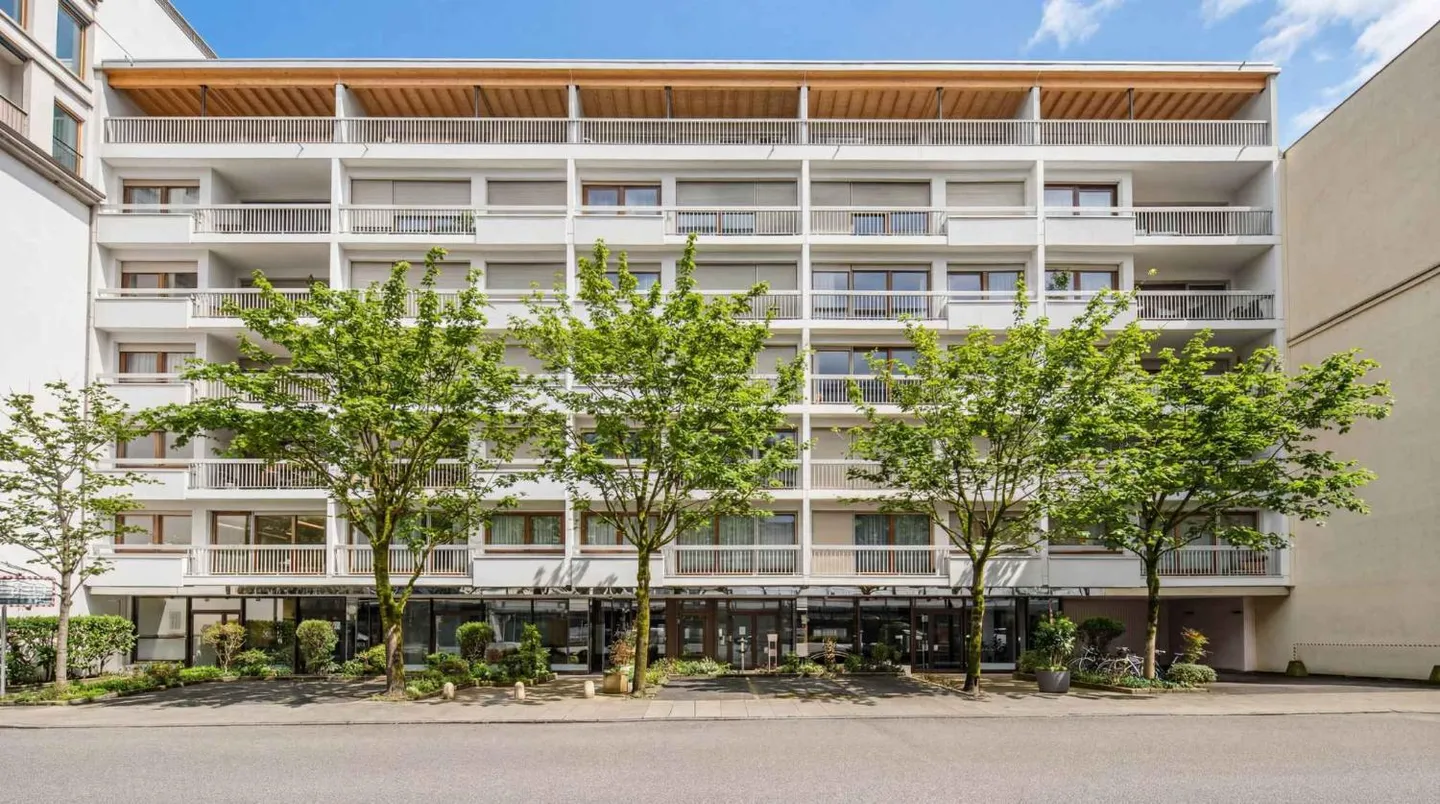 Arcade - Photo 1 of 11