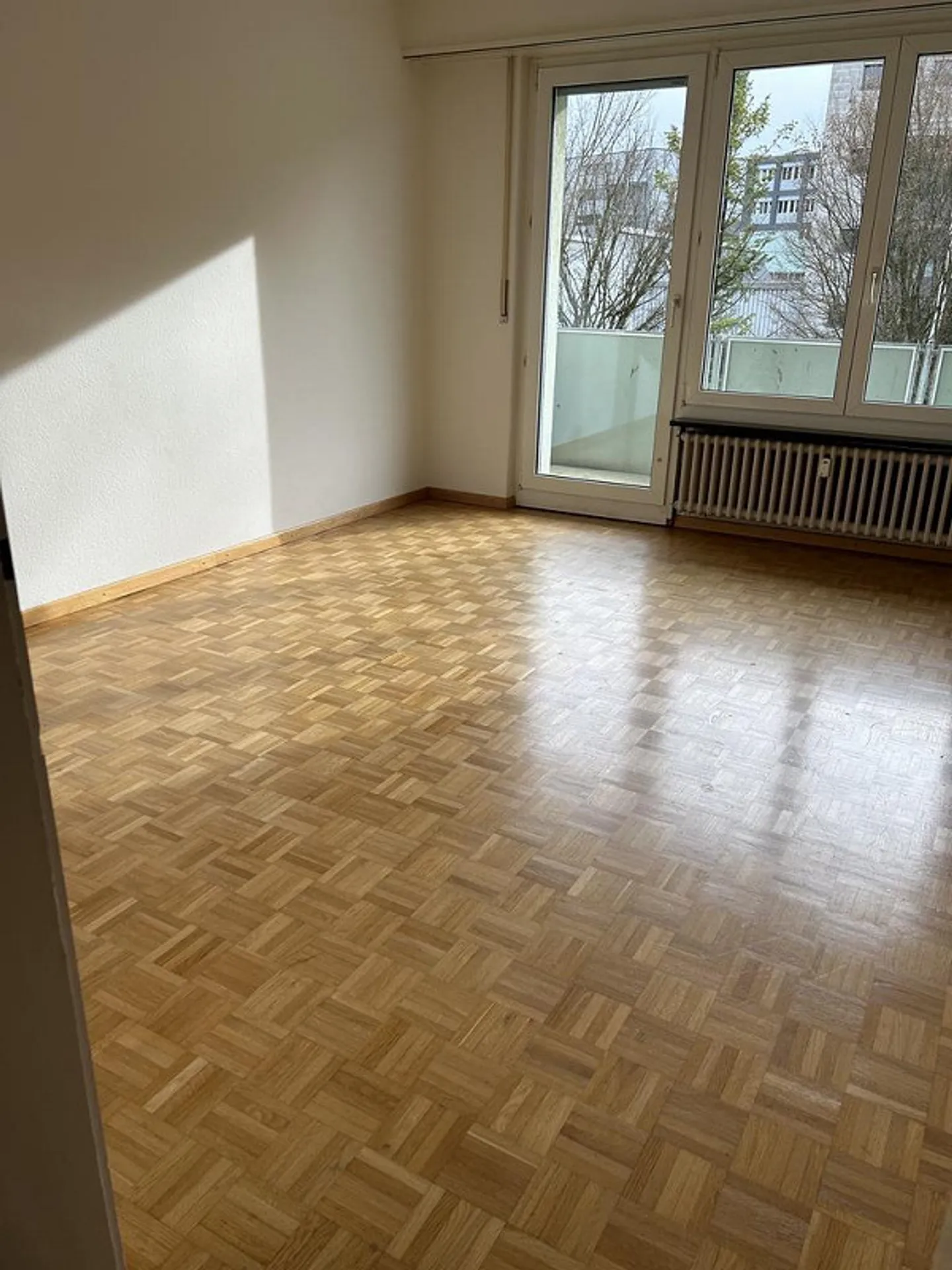 Beautiful 3-room apartment with balcony in a quiet location - Photo 2 of 7