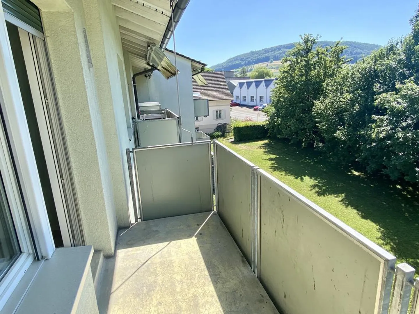 Beautiful 3-room apartment with balcony in a quiet location - Photo 3 of 7