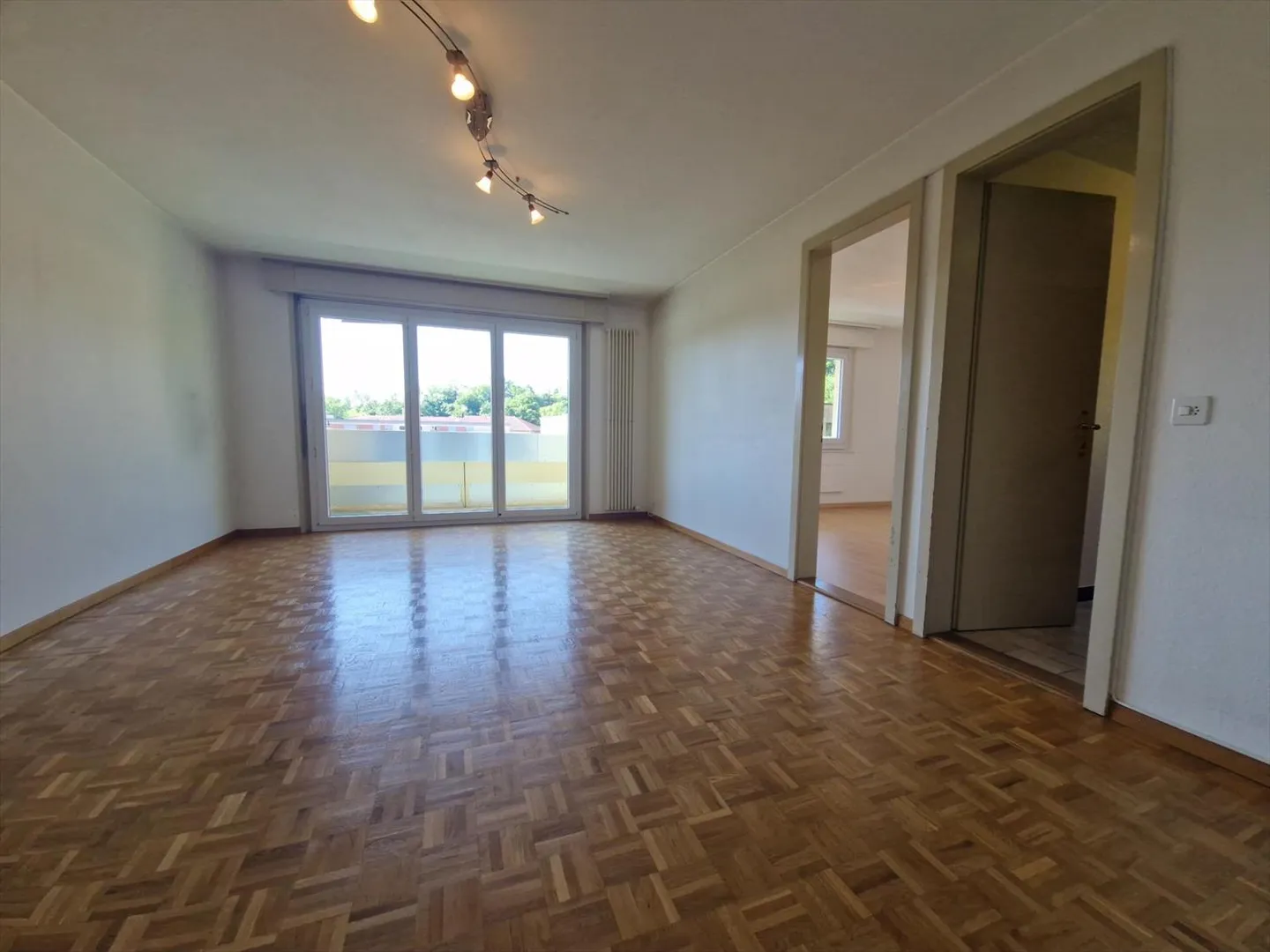 Apartment for sale - Photo 3 of 8