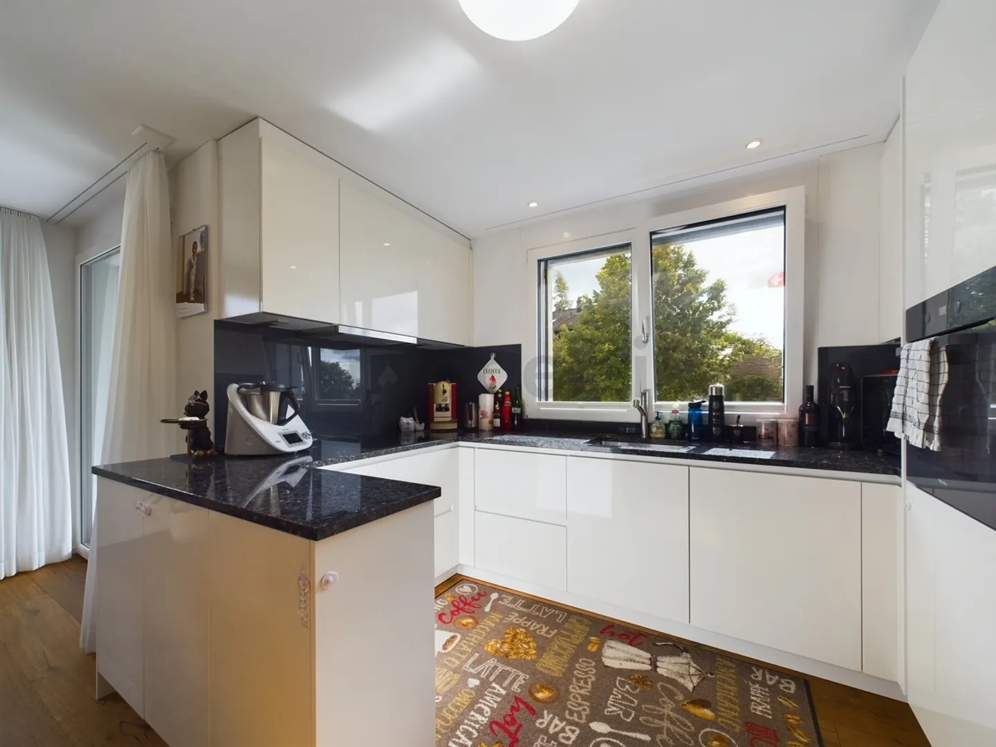 Ideal für junge Familien und Paare: Moderne 4.5-Zimmer-Wohnung mit Wohlfühlfaktor! - Foto 5 von 11