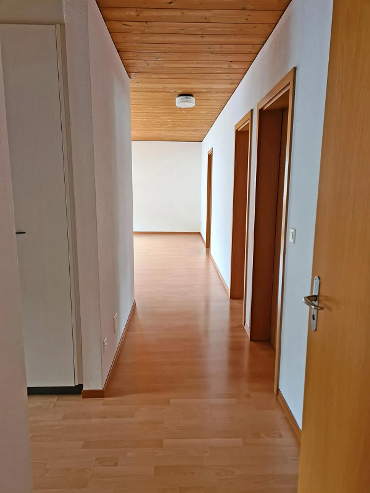 4.5 Room Apartment - Photo 4 of 12