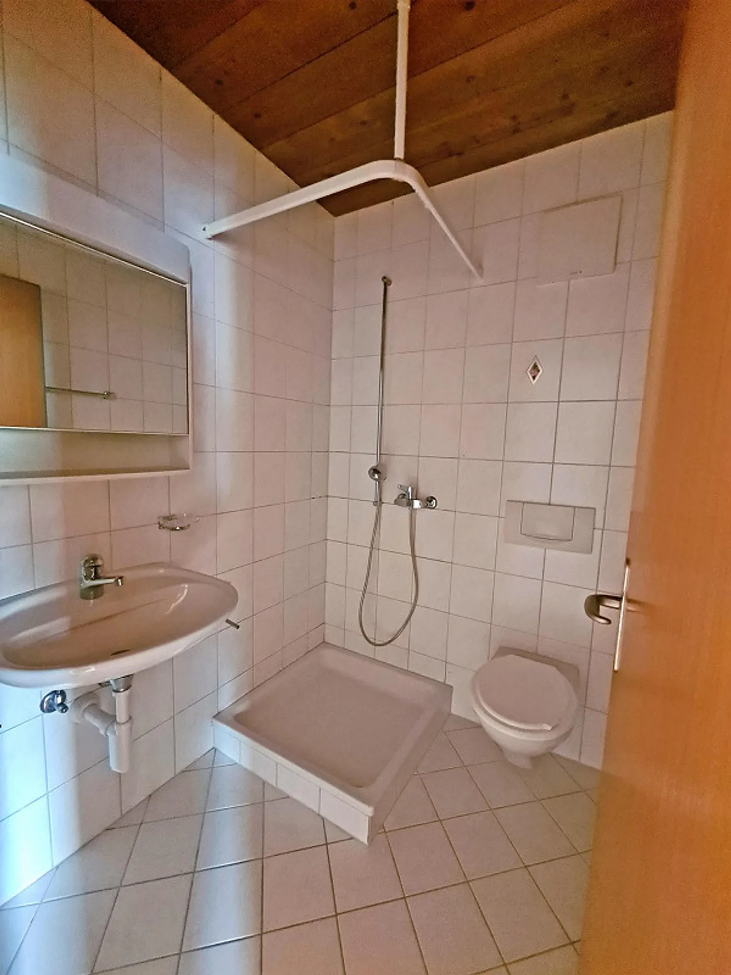 4.5 Room Apartment - Photo 9 of 12