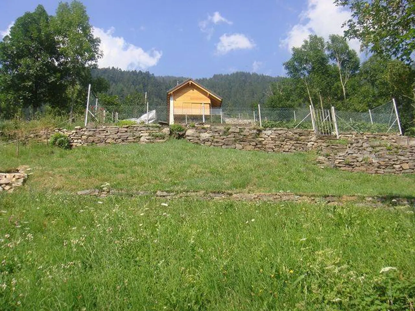 Großes Baugrundstück R2 - Foto 1 von 14