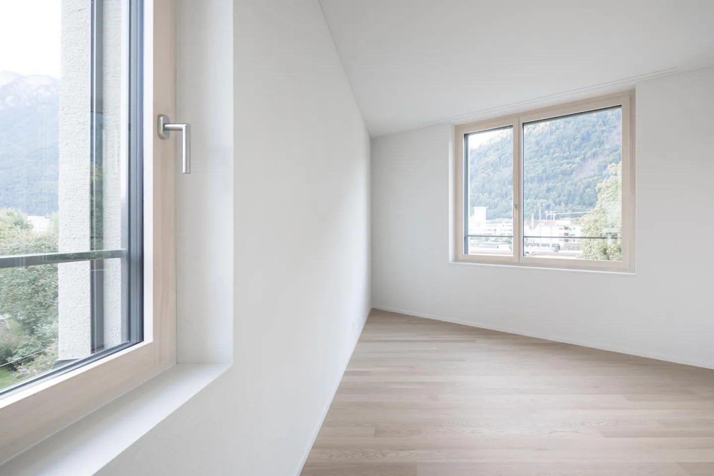 Modern 4.5-room apartment in a central location - Photo 5 of 8