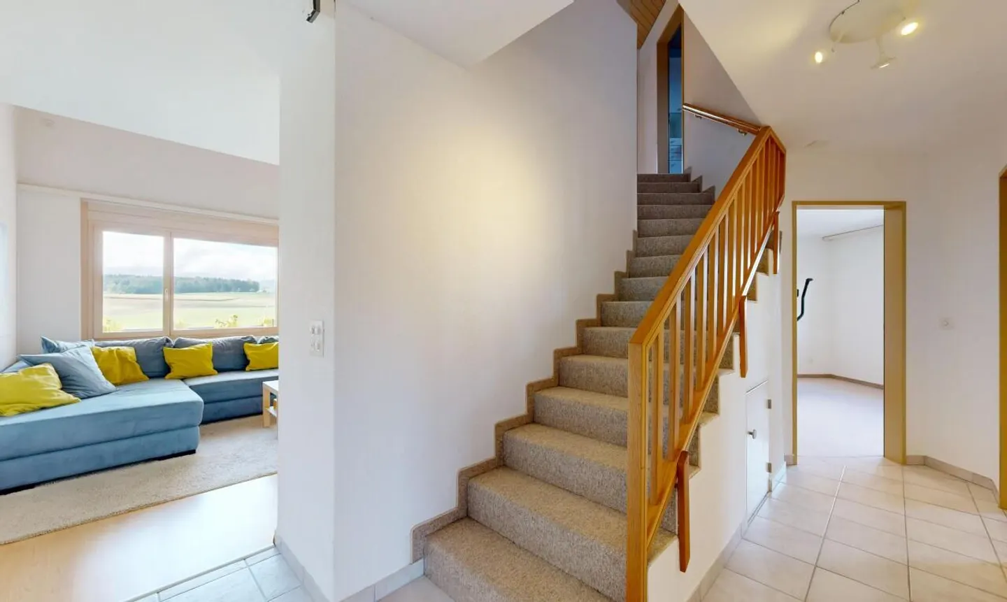 Geräumige Maisonette mit Terrassen - Foto 10 von 11