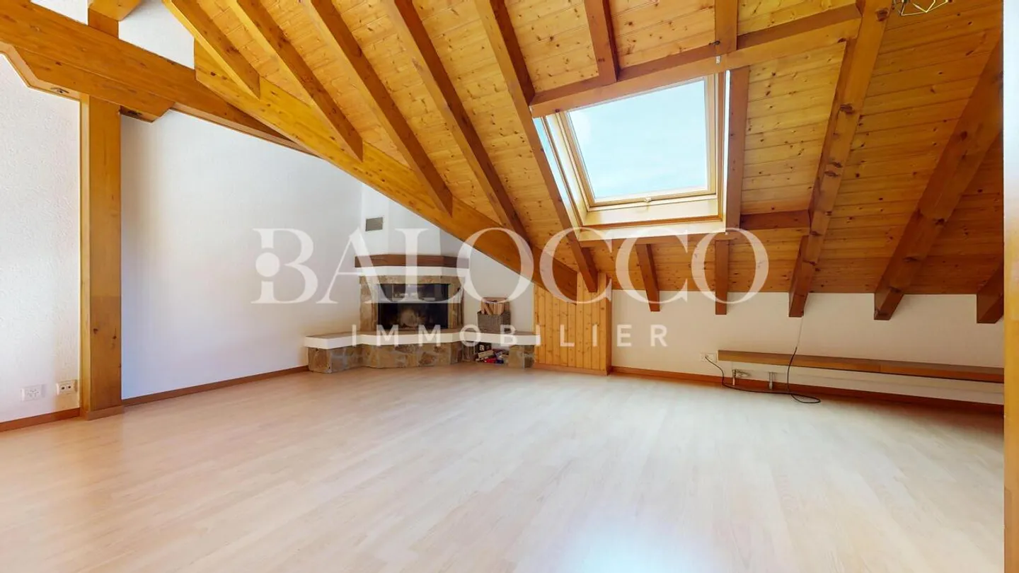 Chance nicht verpassen - Duplex-Penthouse mit 4,5 Zimmern - Foto 4 von 10