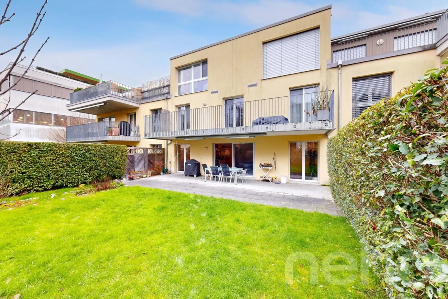 Moderno appartamento duplex con giardino di 4.5 locali a Stäfa - Foto 9 di 12