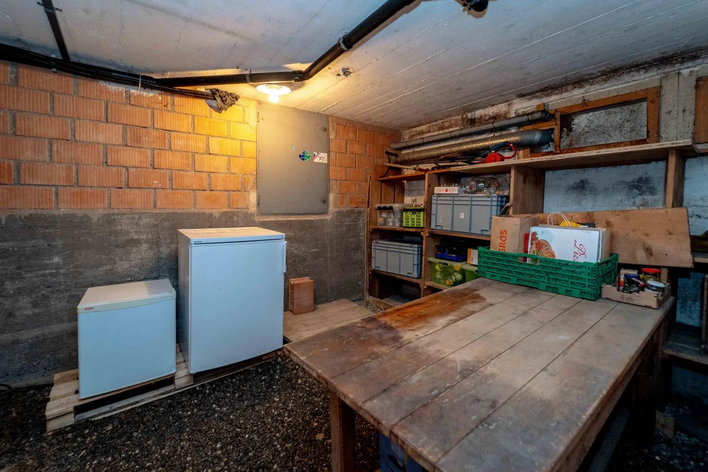 Residential Building - Photo 14 of 24