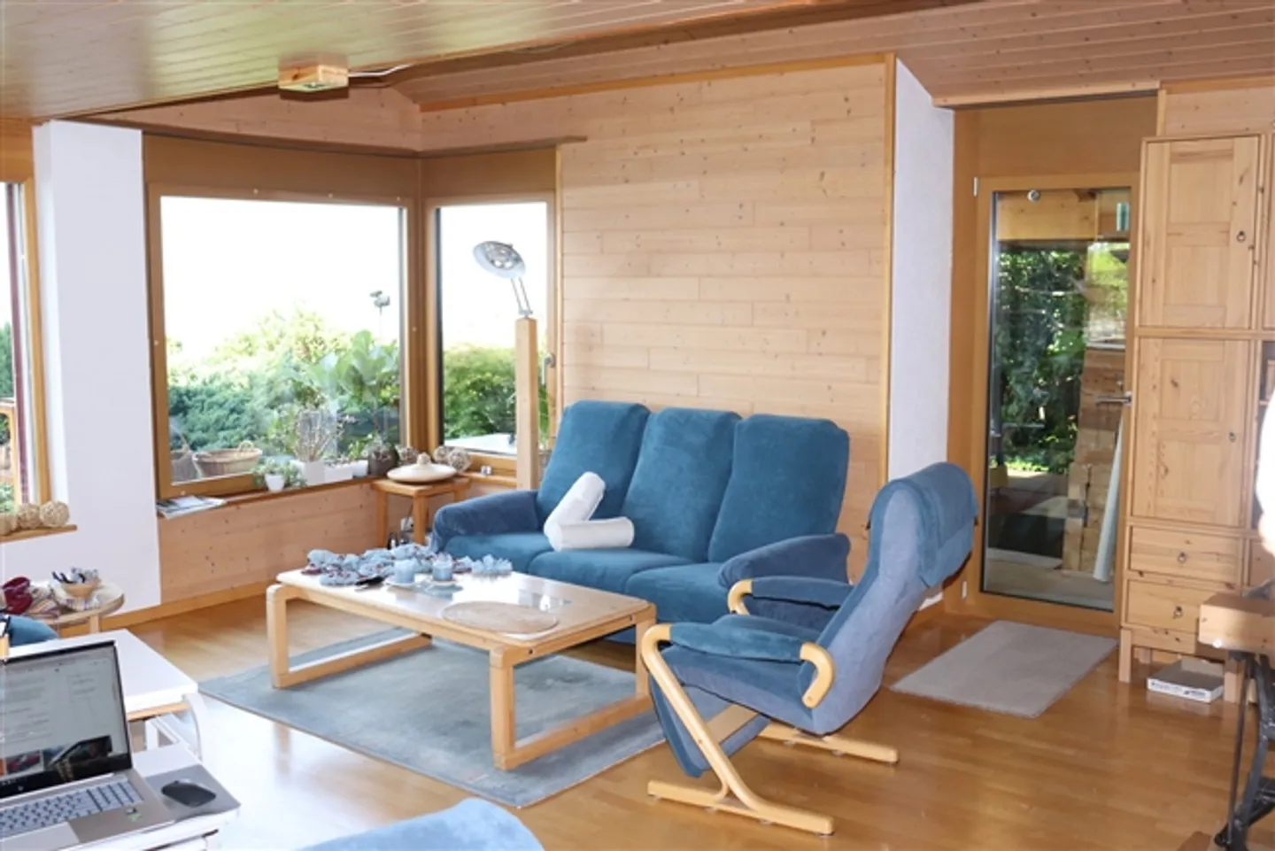 Charmante maison de 4,5 pièces avec vue sur le lac et terrasse à Gunten ! - Photo 6 sur 13