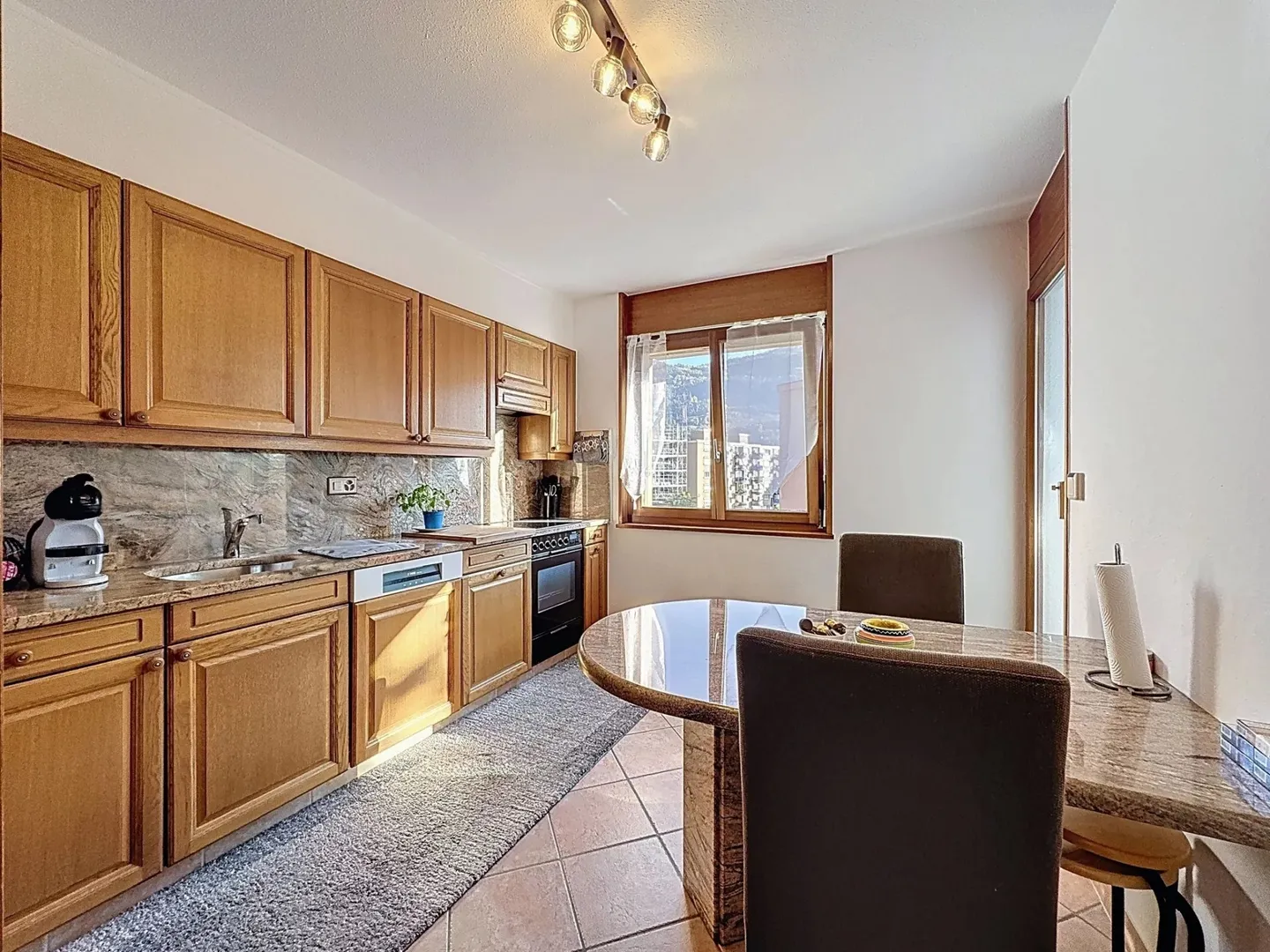 Appartement Splendide avec Carnotzet Privé - Photo 4 sur 13